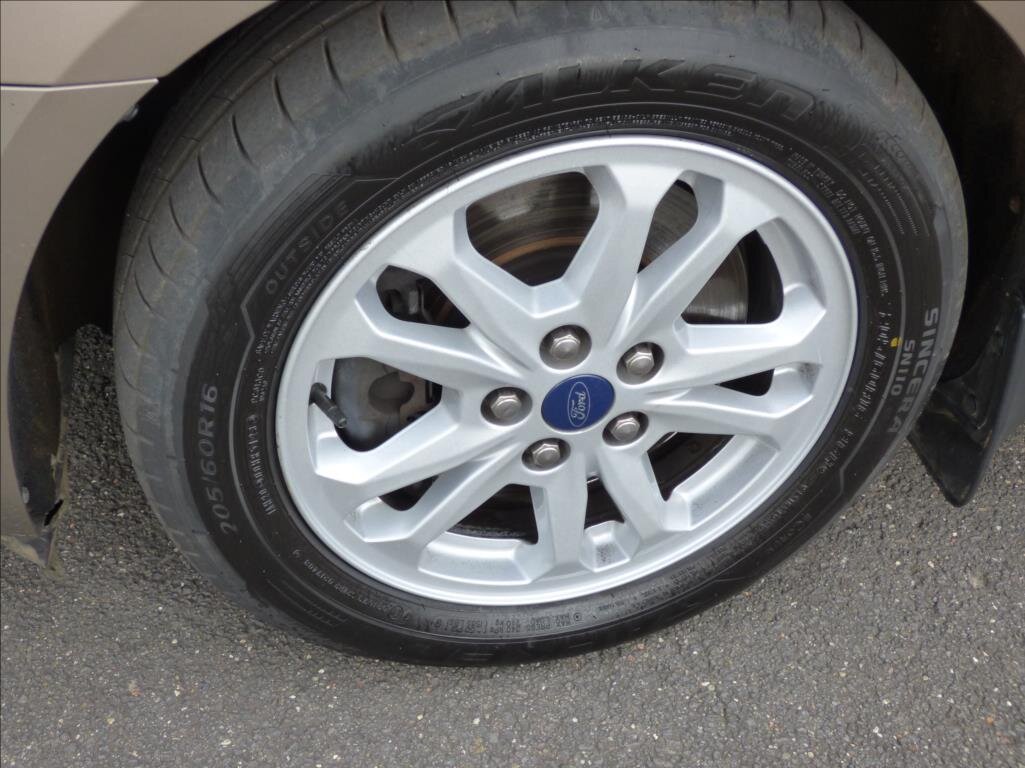 Ford Transit Connect MPV 1,5 l 88 kw