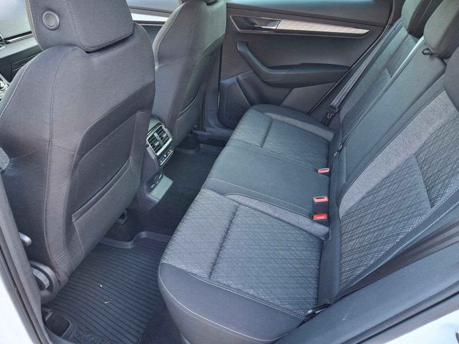 Škoda Karoq SUV / Terénní 1,5 l 110 kw