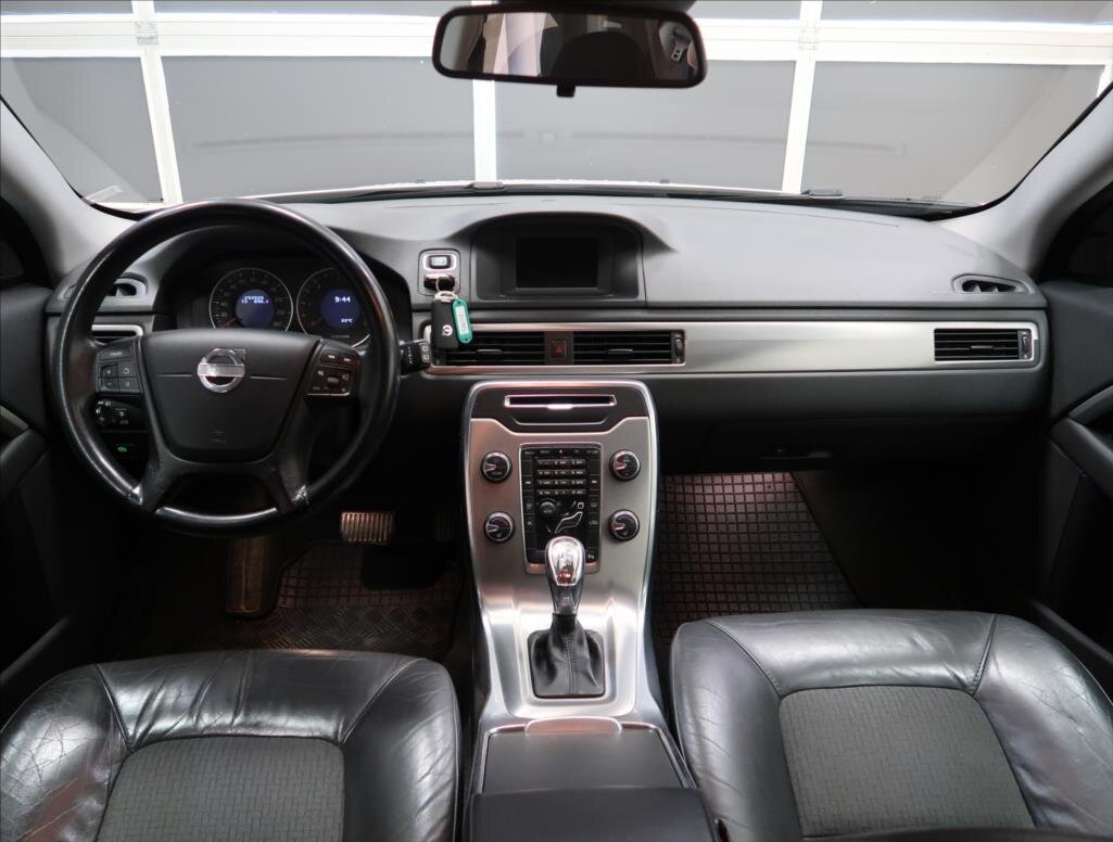 Volvo V70 Kombi 2,4 l 120 kw