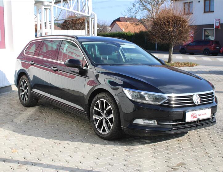 Volkswagen Passat 2