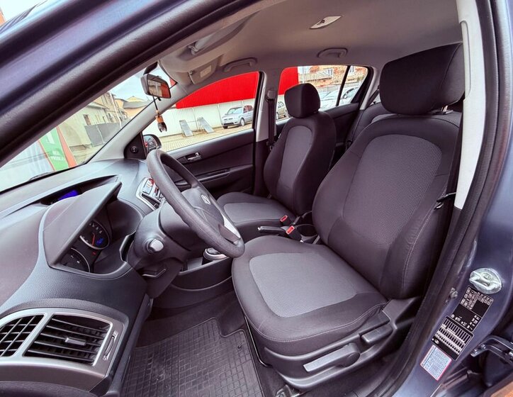 Hyundai i20 12