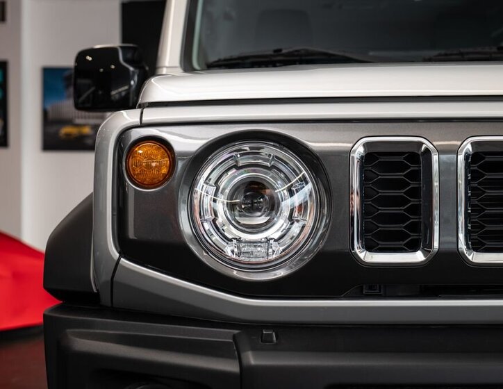 Suzuki Jimny SUV 1,5 l 75 kw