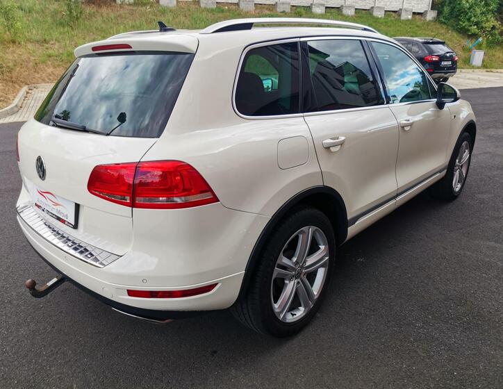 Volkswagen Touareg 6