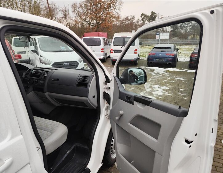 Volkswagen Transporter VAN-Minibus 2,0 l 75 kw