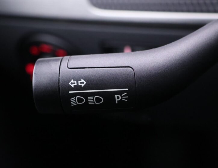 Volkswagen Touareg SUV / Terénní 3,0 l 176 kw