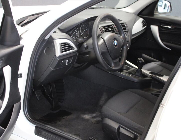 BMW Řada 1 Hatchback 2,0 l 105 kw
