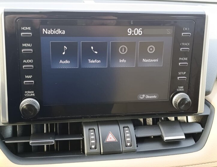 Toyota RAV4 SUV 2,5 l 131 kw