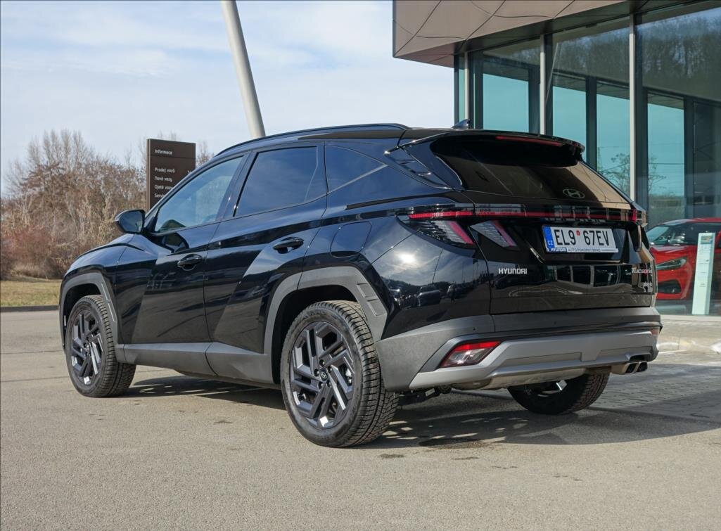 Hyundai Tucson SUV / Terénní 1,6 l 185 kw