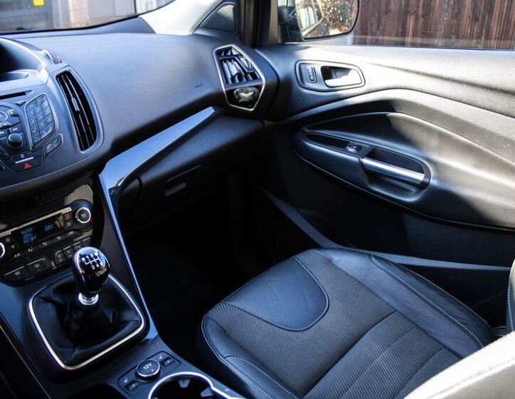 Ford Kuga SUV 2,0 l 132 kw