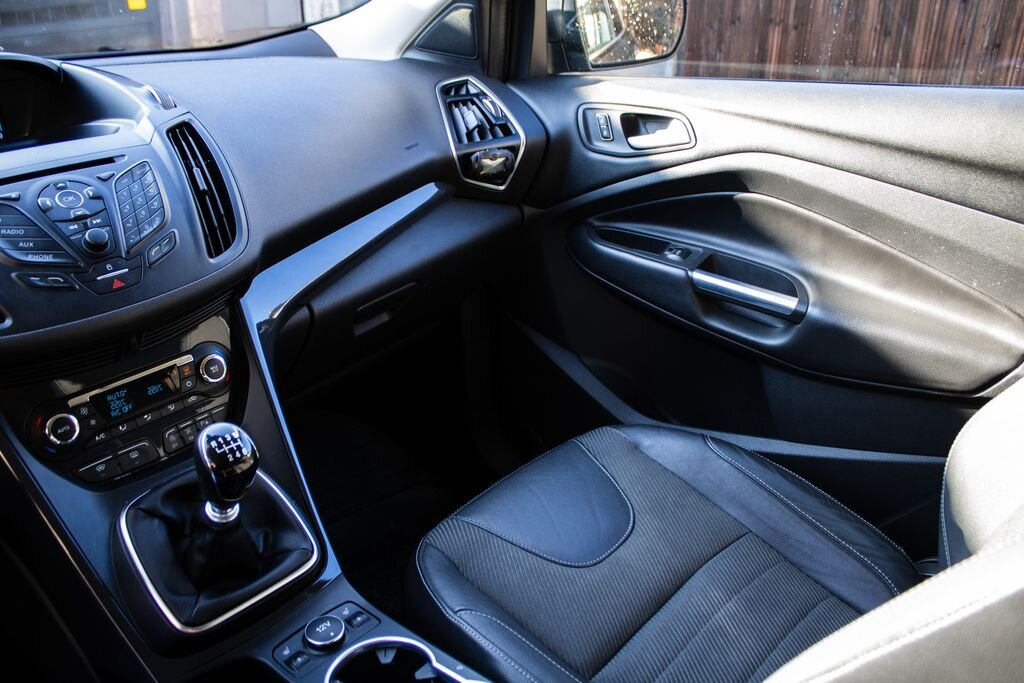 Ford Kuga SUV 2,0 l 132 kw