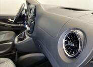 Mercedes-Benz Vito 17