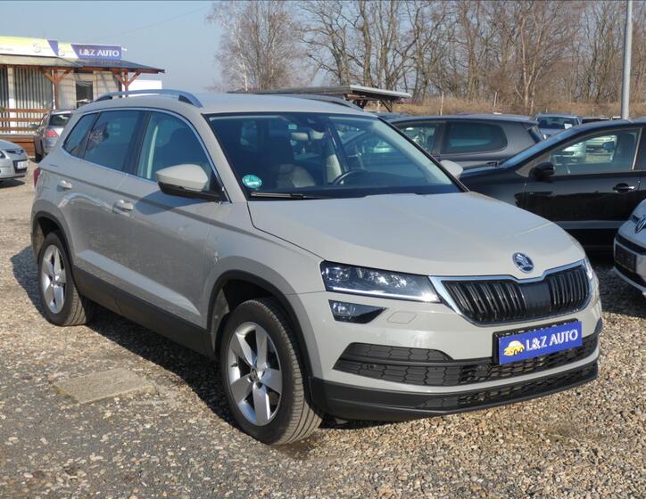 Škoda Karoq 3