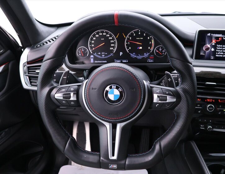 BMW X5 SUV / Terénní 4,4 l 423 kw