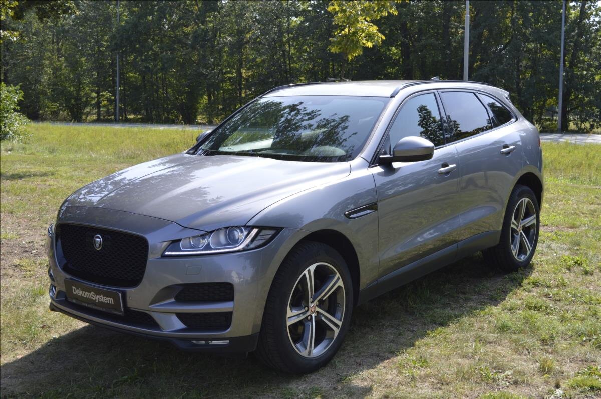 Jaguar F-Pace SUV / Terénní 2,0 l 132 kw