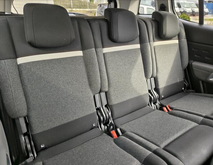 Citroën C5 Aircross SUV / Terénní 2,0 l 130 kw