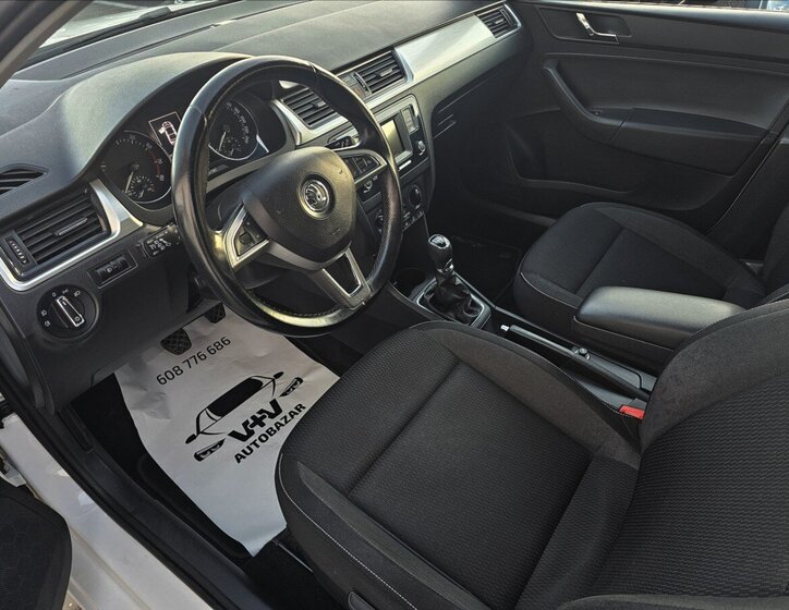 Škoda Rapid Sedan / Limuzína 1,2 l 81 kw