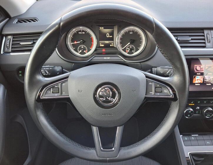 Škoda Octavia 16
