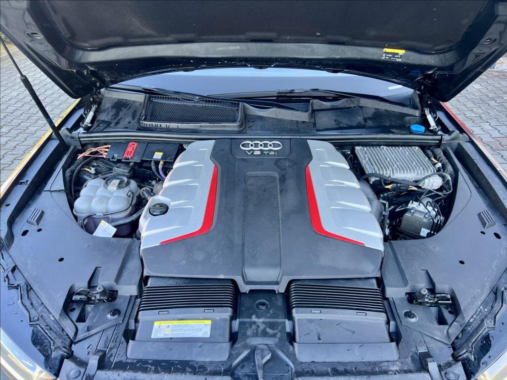 Audi SQ7 SUV / Terénní 4,0 l 320 kw