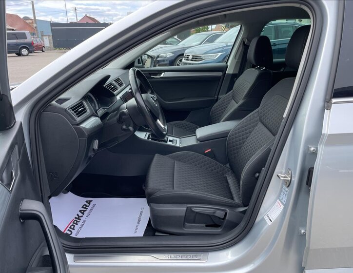 Škoda Superb Kombi 2,0 l 110 kw