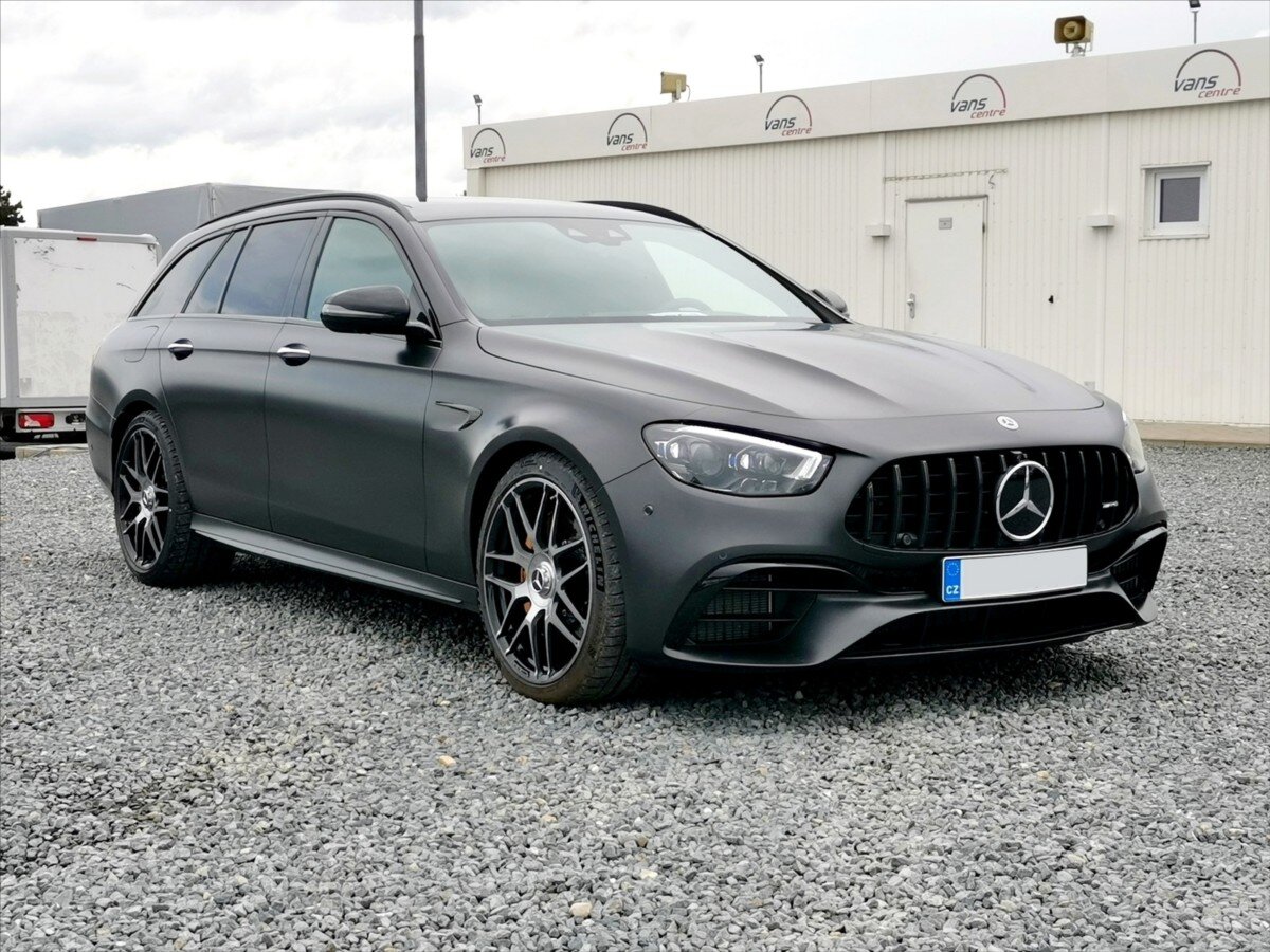 Mercedes-Benz Třídy E Kombi 4,0 l 450 kw