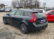 Volvo V60 Kombi 2,4 l 162 kw