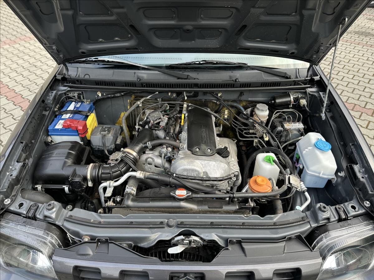 Suzuki Jimny SUV / Terénní 1,3 l 63 kw