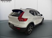 Volvo XC40 SUV / Terénní 2,0 l 120 kw