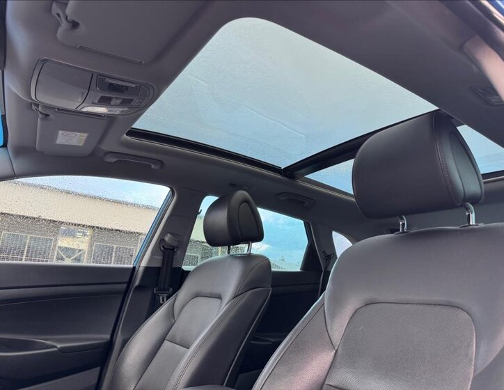 Hyundai Tucson SUV 2,0 l 136 kw