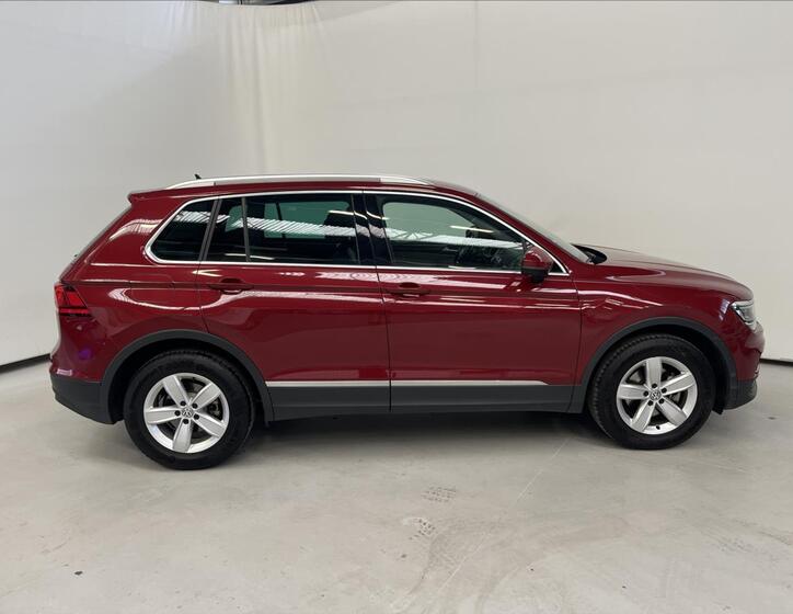 Volkswagen Tiguan 4