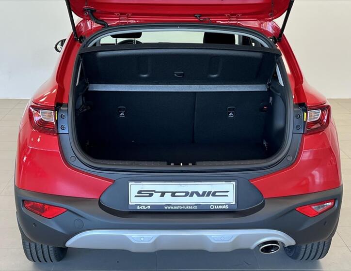 KIA Stonic 6