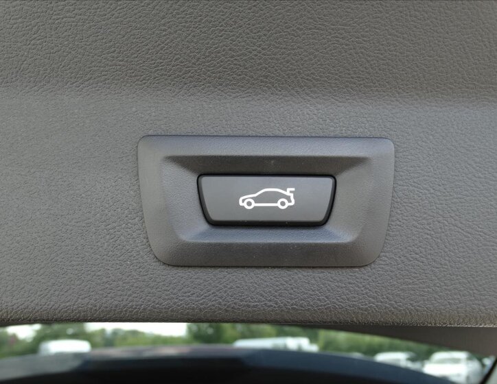 BMW X3 SUV 2,0 l 185 kw