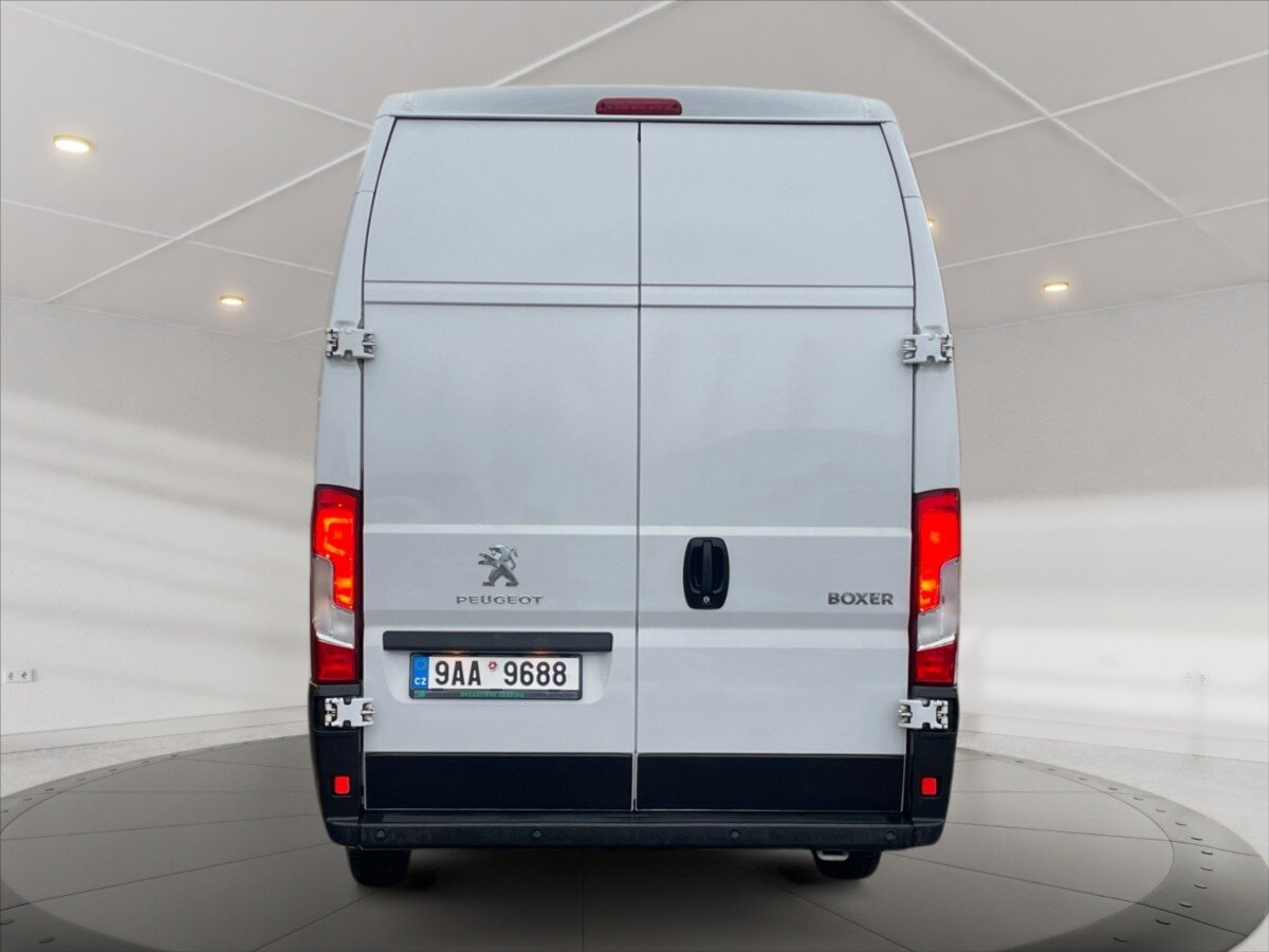 Peugeot Boxer Skříň 2,2 l 121 kw