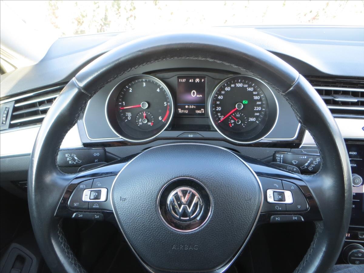 Volkswagen Passat Kombi 2,0 l 140 kw