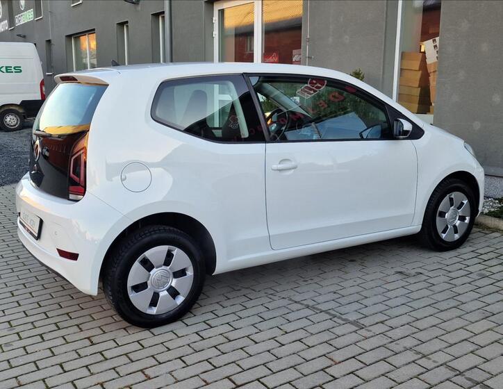 Volkswagen up! 11