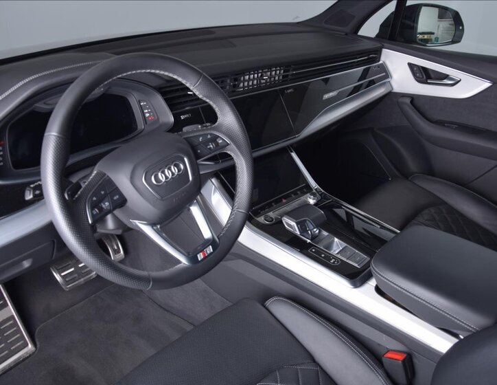 Audi Q7 SUV / Terénní 3,0 l 210 kw