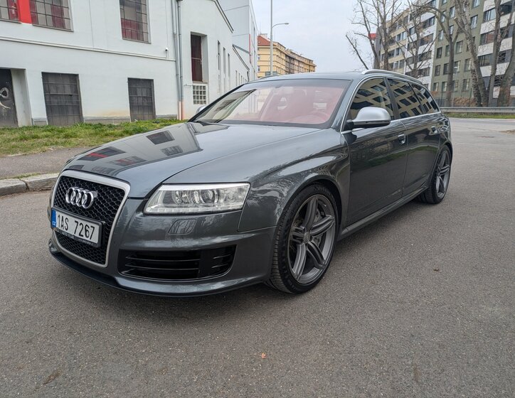 Audi RS6 Kombi 5,0 l 426 kw