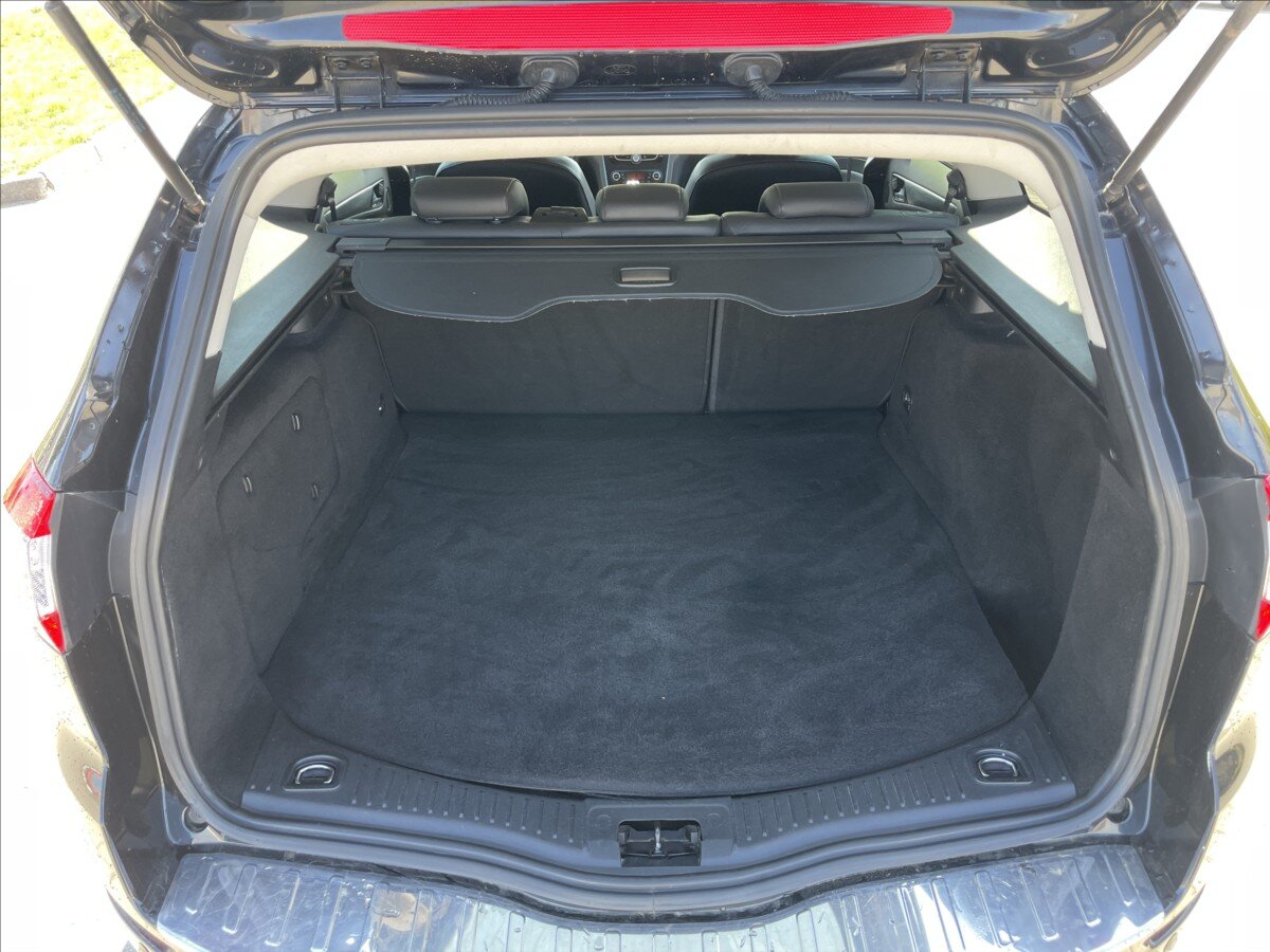 Ford Mondeo Kombi 2,2 l 147 kw