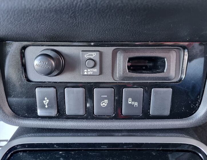 Mitsubishi Outlander 19