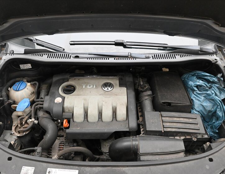 Volkswagen Touran MPV 1,9 l 77 kw