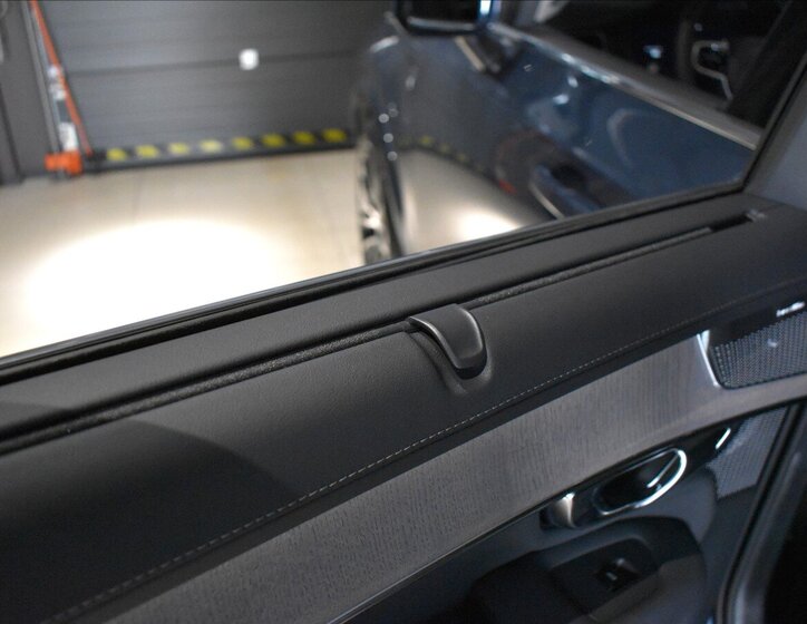 Volvo XC90 SUV / Terénní 2,0 l 335 kw