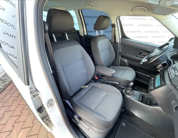 Škoda Roomster MPV 1,2 l 63 kw