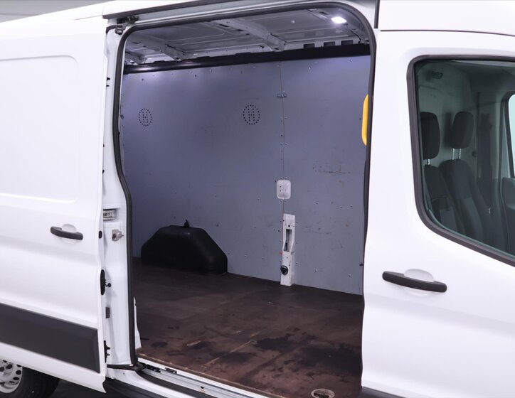 Ford Transit Skříň 2,0 l 125 kw