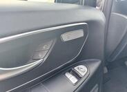 Mercedes-Benz Vito 12