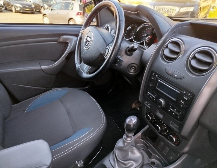 Dacia Duster SUV / Terénní 1,5 l 80 kw