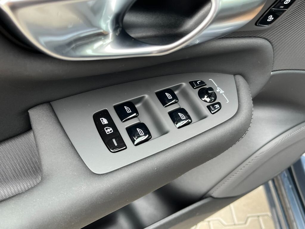 Volvo XC90 SUV 2,0 l 335 kw