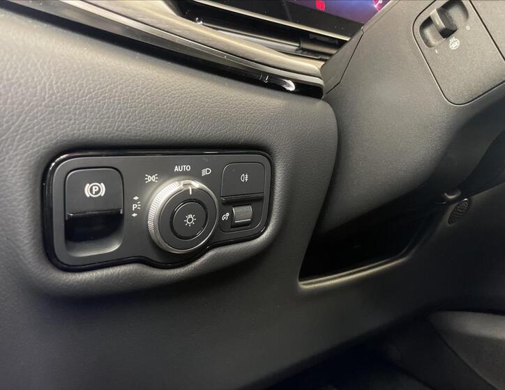 Mercedes-Benz Třídy V 11