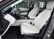 Land Rover Range Rover Velar SUV / Terénní 2,0 l 177 kw