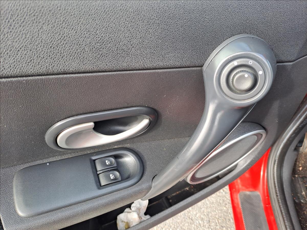 Renault Clio Kombi 1,1 l 55 kw