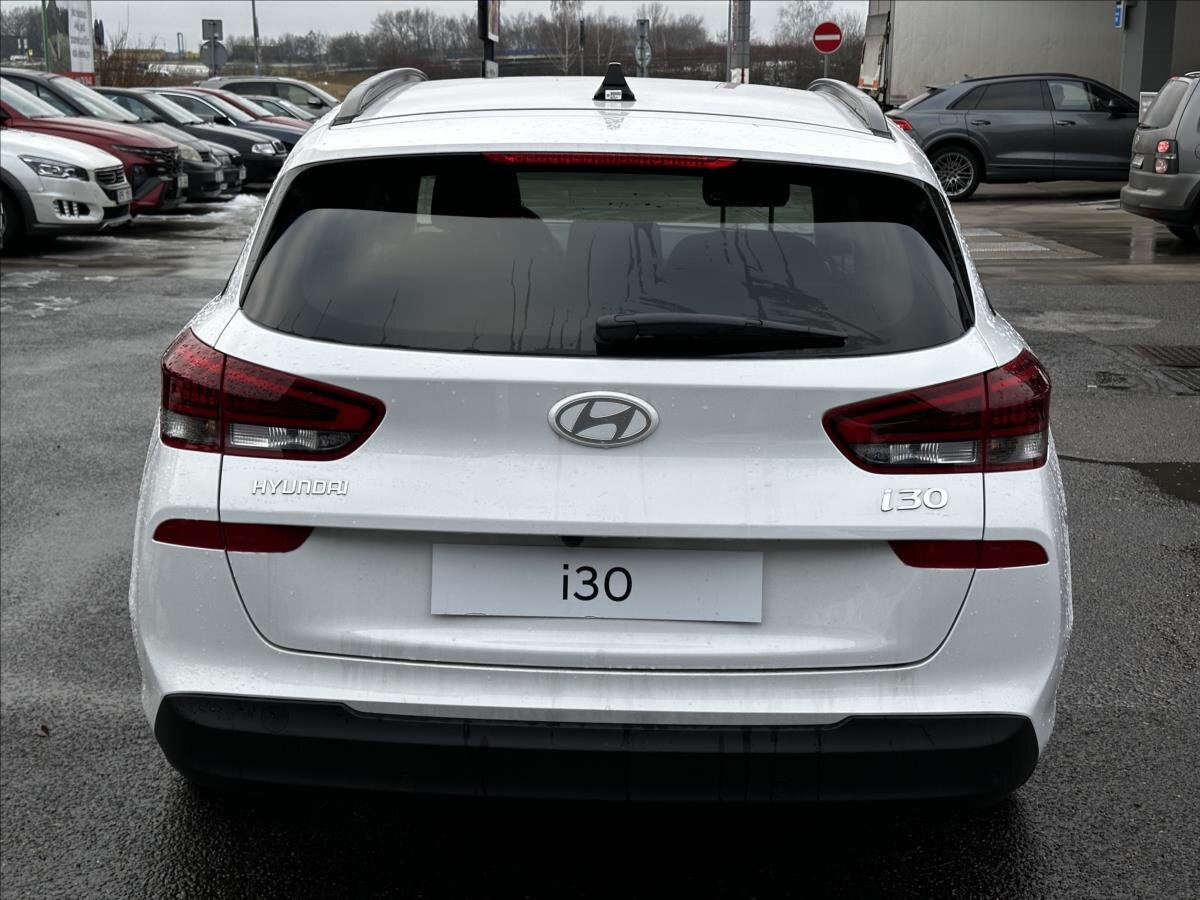 Hyundai i30 Kombi 1,5 l 70 kw
