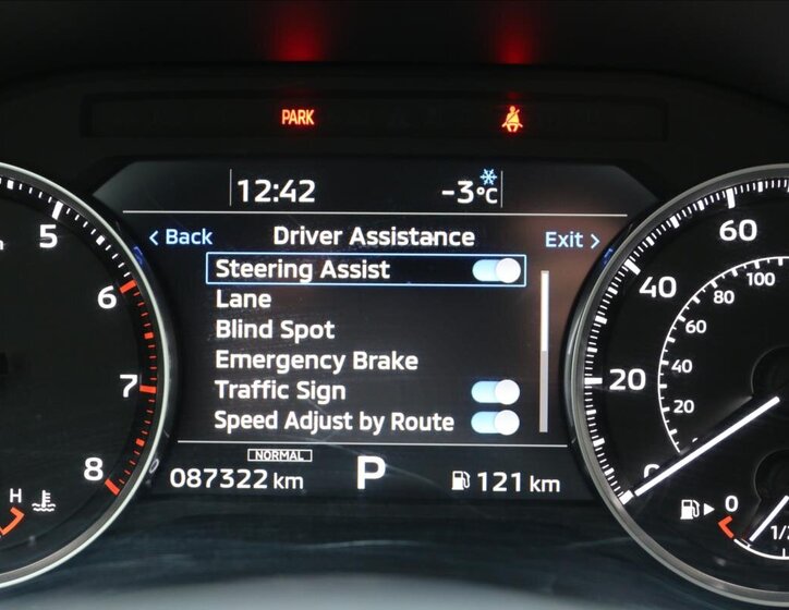 Mitsubishi Outlander SUV / Terénní 2,4 l 162 kw